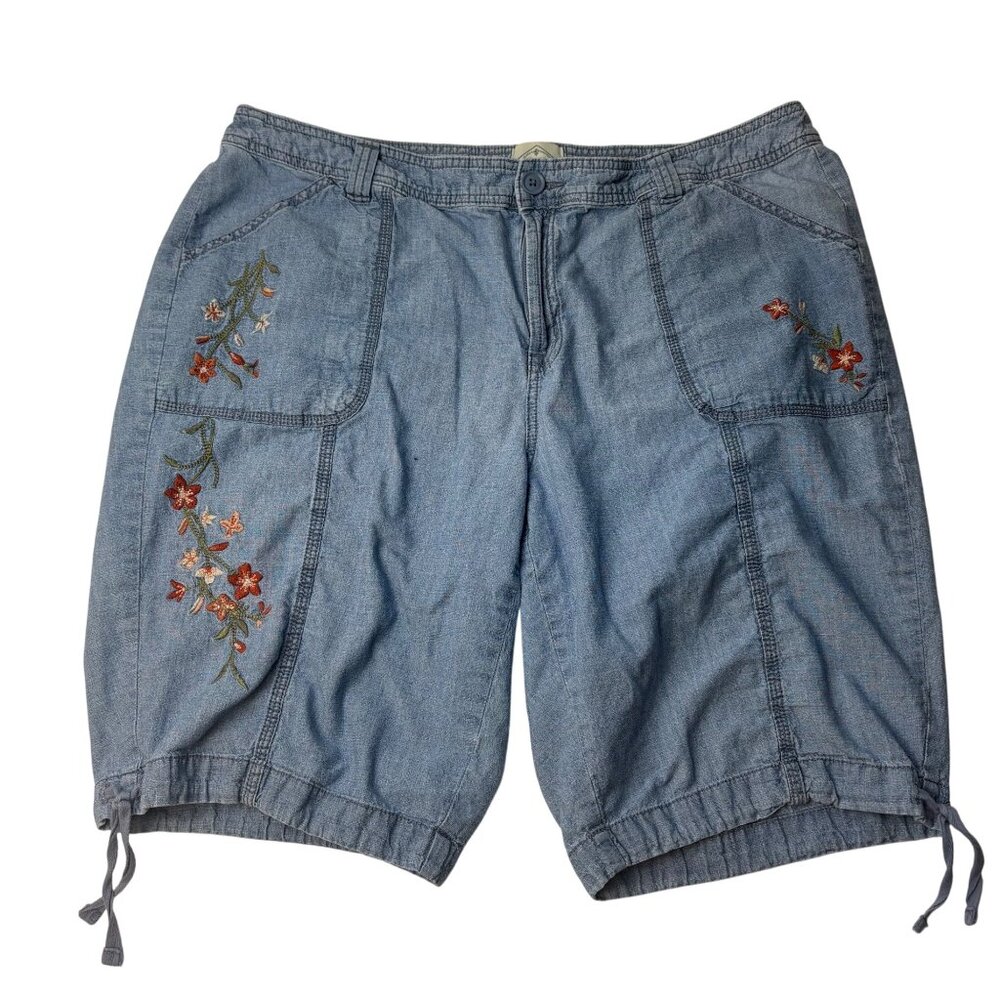 St Johns Bay Womens‎ 18W Embroidered Denim Shorts Floral Embroidery Cottage Boho
